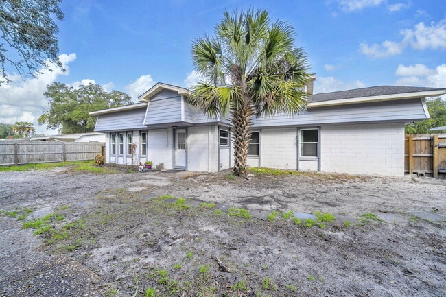 358 Kepner Dr NE