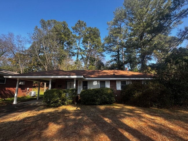 Building Photo - Home located on a quiet Cul-de-Sac