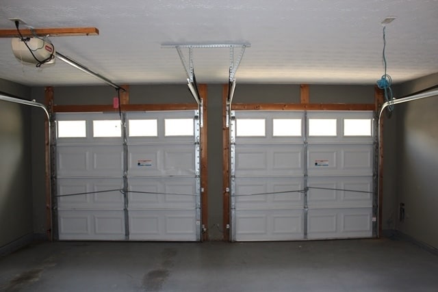 Photo - Welcome to this cozy and conveniently located 3-bedroom, 2.5-bathroom home in McDonough, GA.