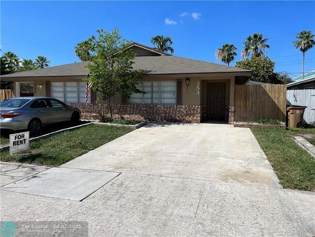Photo - 353 SW 35th Ave House