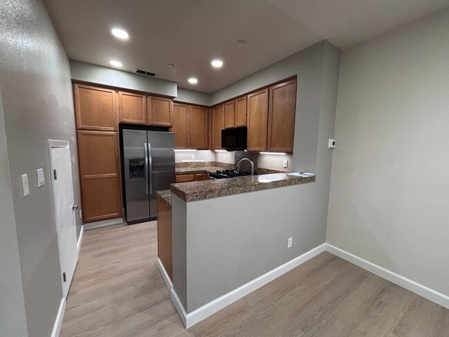 Photo - Willow Glen- Beautiful corner unit townhome with a private backyard