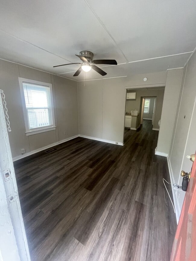 Photo - 1 Bd 1 Ba Duplex