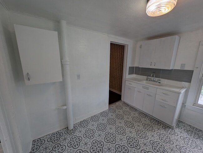 Photo - 23 Rutherford St