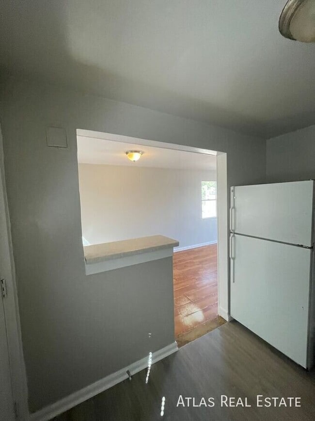 7391 Oneida Dr