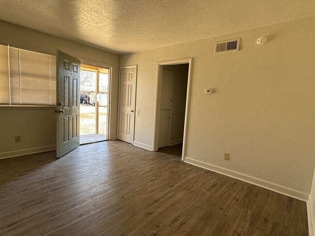 Photo - 1209 SW 26th St