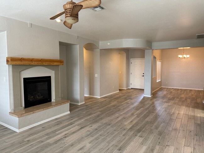 Photo - 10592 E Rose Hill St