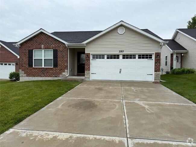 Building Photo - 350 Stone Village Dr Rental