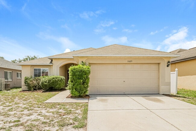 Building Photo - 11025 Whittney Chase Dr
