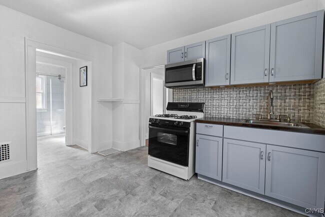 Photo - 403 Valley Dr