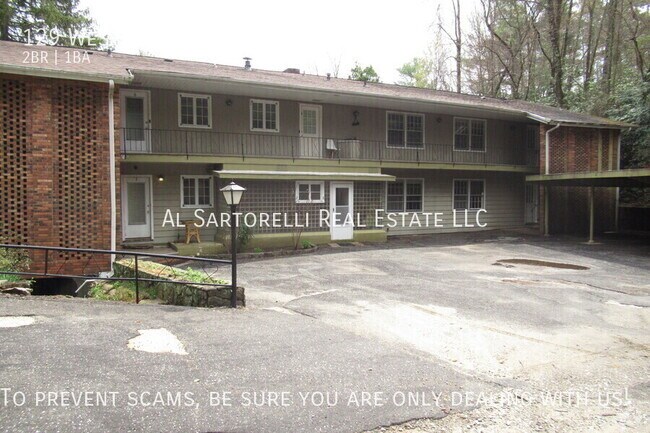 Building Photo - 129 Westwood Dr Unit 4 Rental