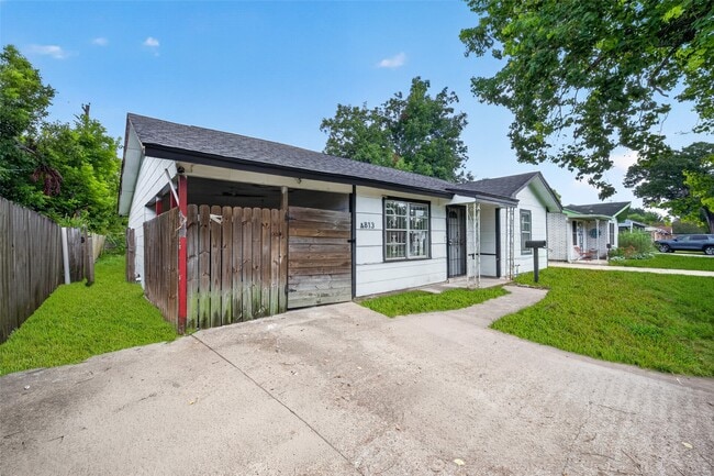 Photo - 4813 Brinkley St