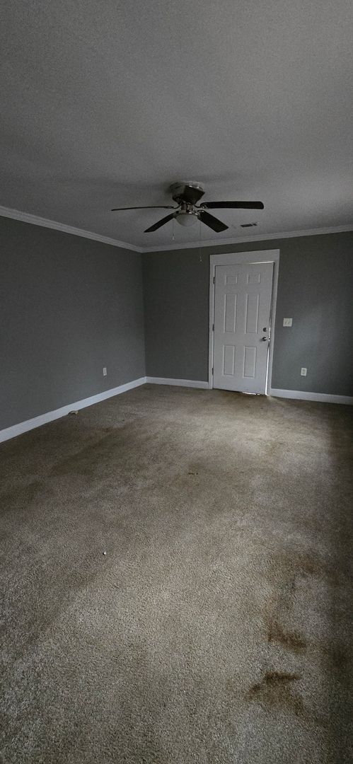 Photo - 1613 Cornell Dr