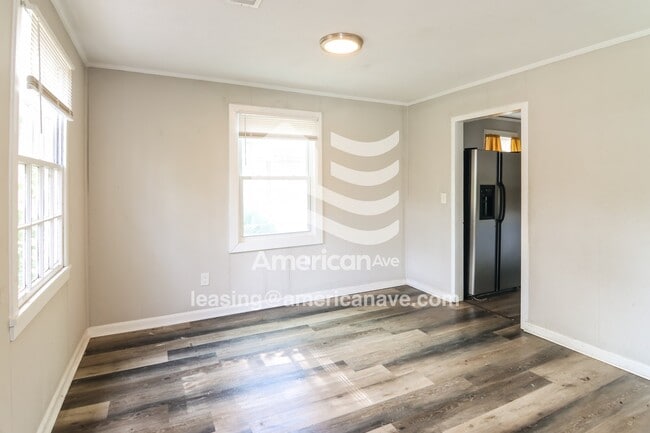 Photo - 239 Rutland Cir