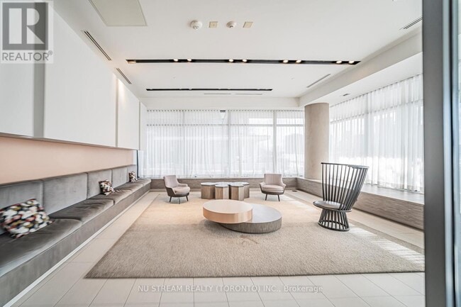 Photo - 128 Fairview Mall Dr Unité 411