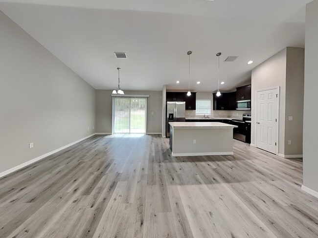 Photo - 1984 W Magenta Dr