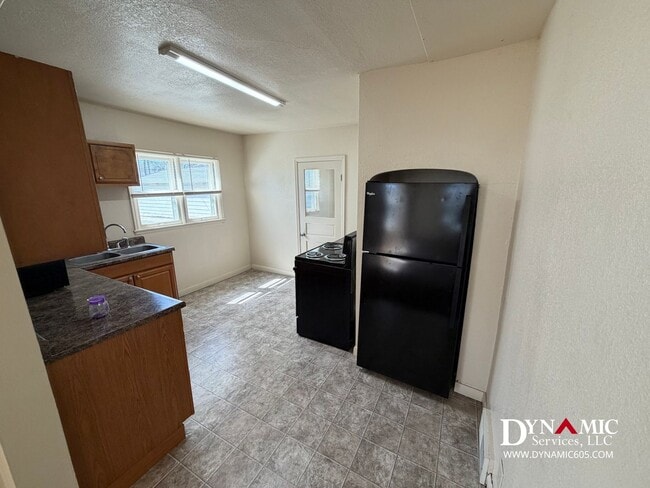 Photo - 215 S Duluth Ave Unidad Apt. 2