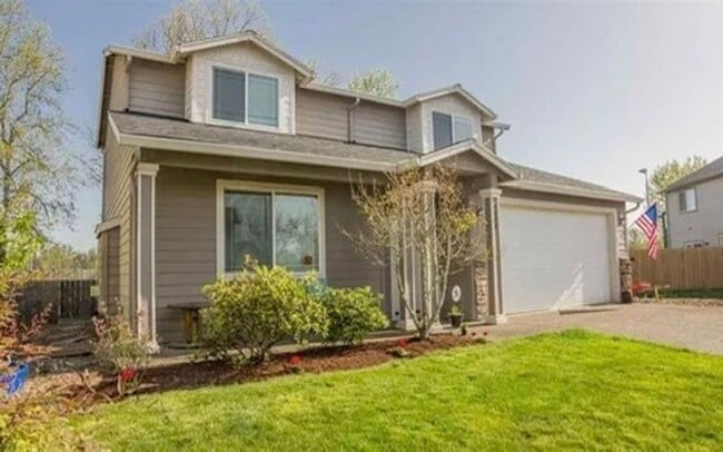 Photo - 4823 SW Roseberry St