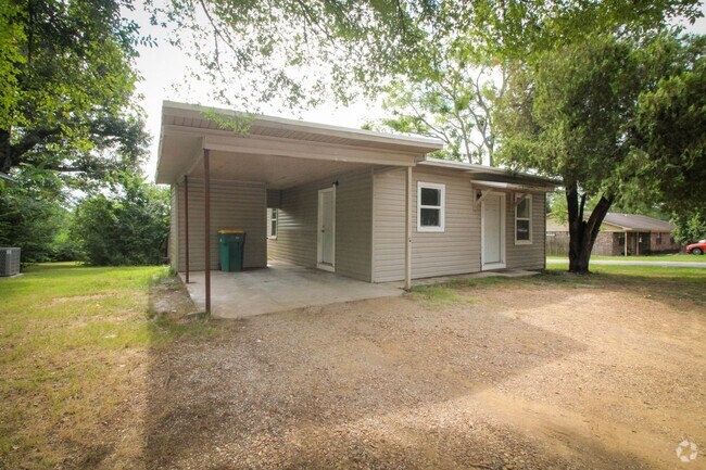 Building Photo - Cute 2-bedroom 1-bath home in Russellville!