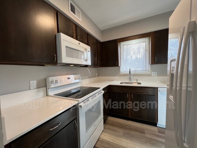 Photo - 3805 Maquoketa Dr