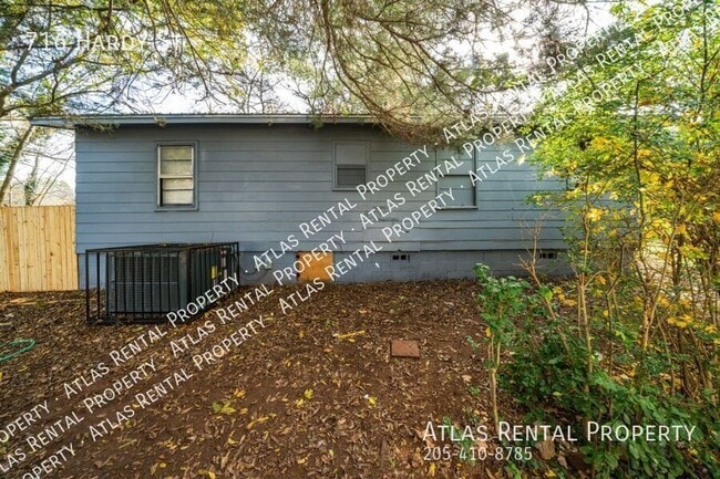 Photo - 716 Hardy St