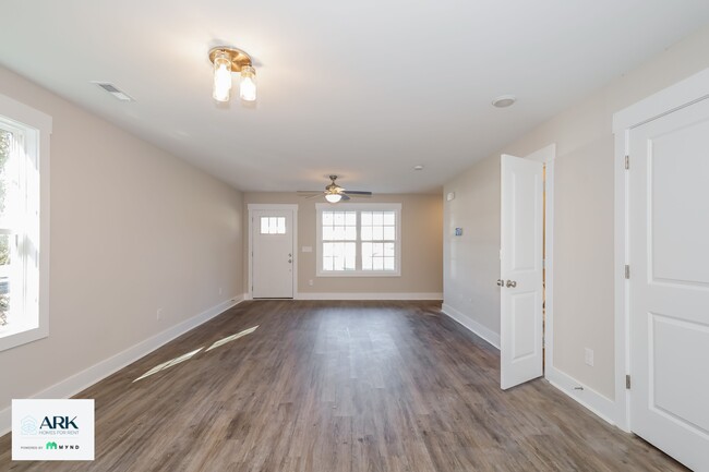 Photo - 401 E Water St