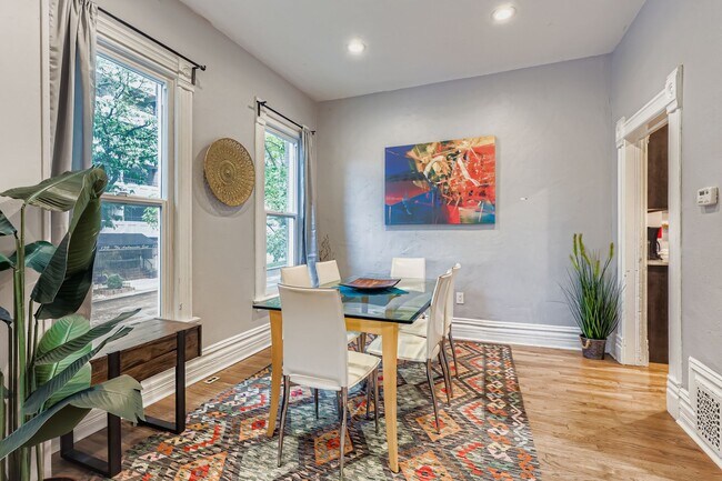 Building Photo - 536 E 2nd Ave