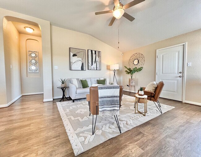 11235 Silver Rose Unit SI ID1621271P