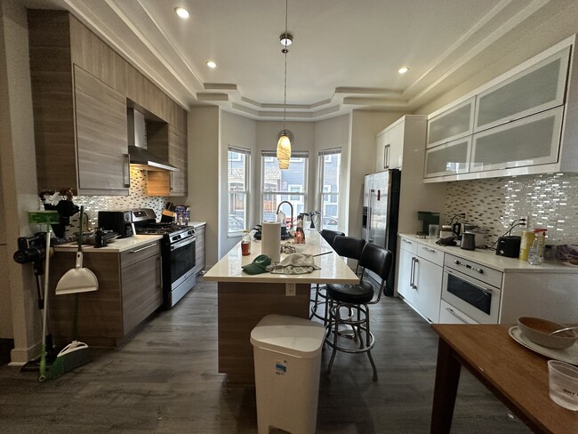 Photo - 24 Washburn St Unidad 1-CP Rental