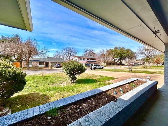 Photo - Warm & Inviting 3 Bed, 2 Bath Home with 2-Car Garage & Fireplace