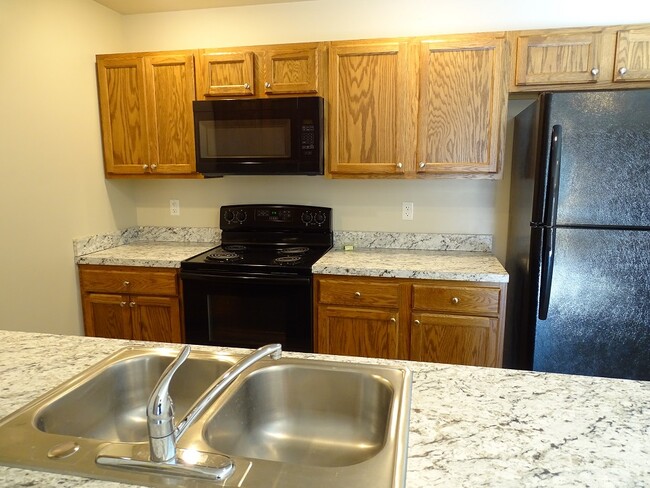 Photo - 228 Lakeside Xing