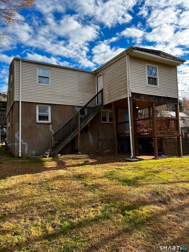 Photo - 565 E Main St Unit 6