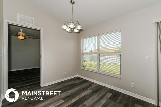 Photo - 2428 NE 1st Ave