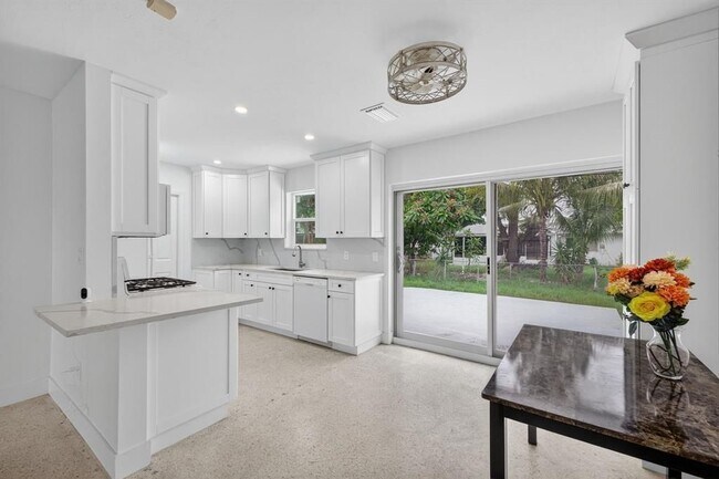 Photo - 3131 SW 20th Ct