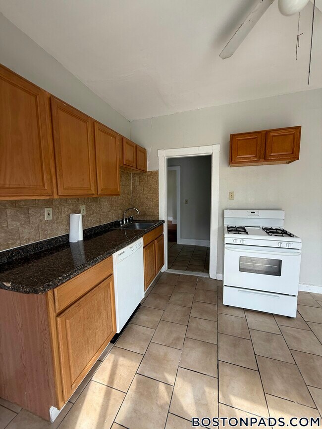 32 Newcastle Rd