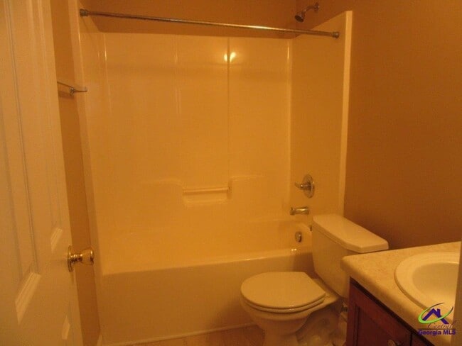 Photo - 302 Timberwind Dr