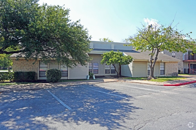 Bulding Photo - Trails at Vintage Creek