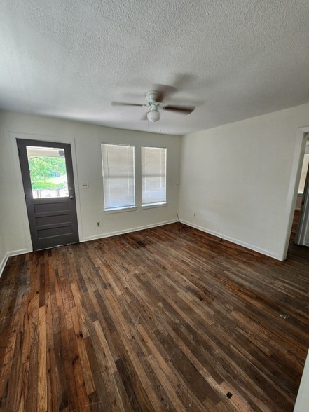 Photo - 112 1st Ave N