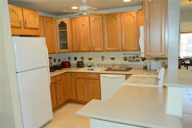 Photo - 6499 Bay Club Dr Unit 2