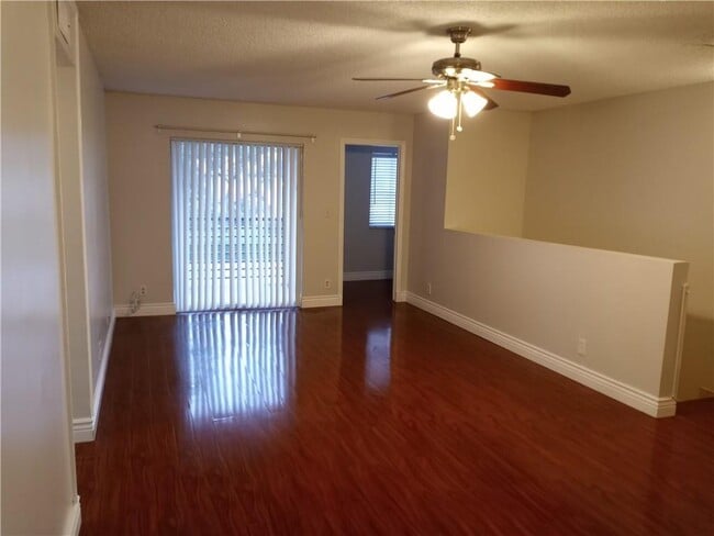 Building Photo - 313 Gardens Dr Rental