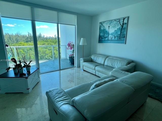 Photo - 14951 Royal Oaks Ln Unidad 505