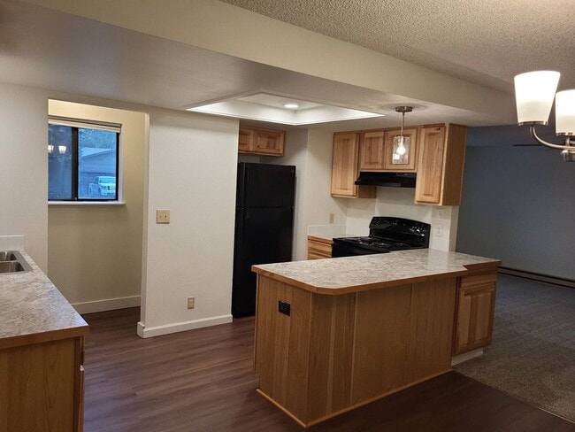 Building Photo - Hillview Duplex Unit 9975 N. Hillview Drive Hayden, ID 83835