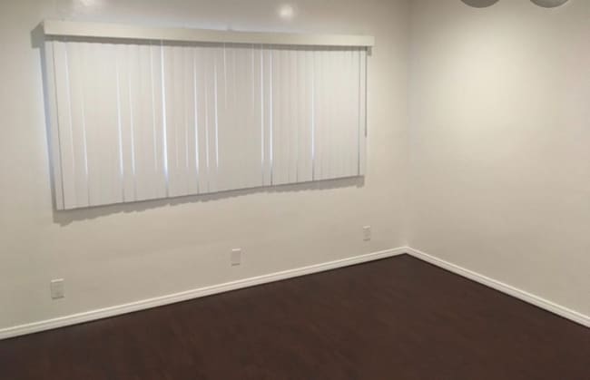 Photo - 5711 Carlton Way