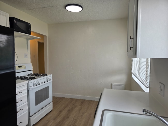 Photo - 251 Belford Ave