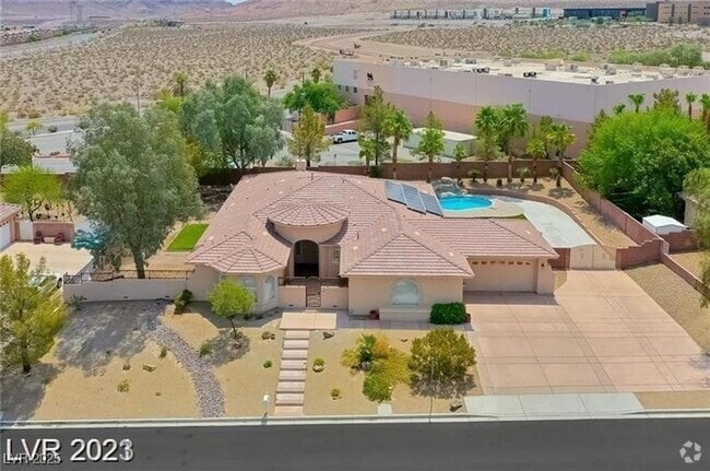 Building Photo - 1062 San Andreas St Rental