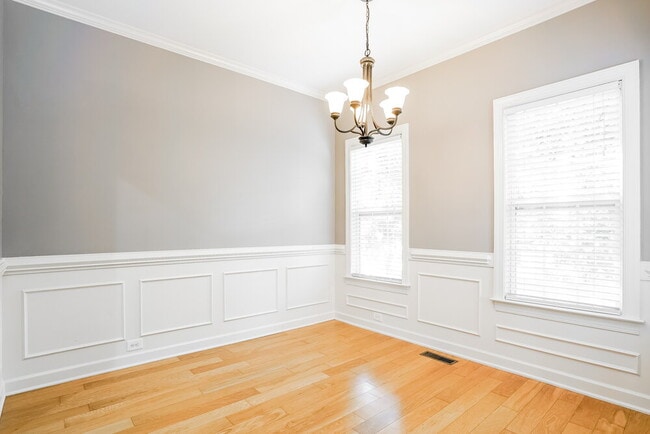 Photo - 29 Westcote Ln