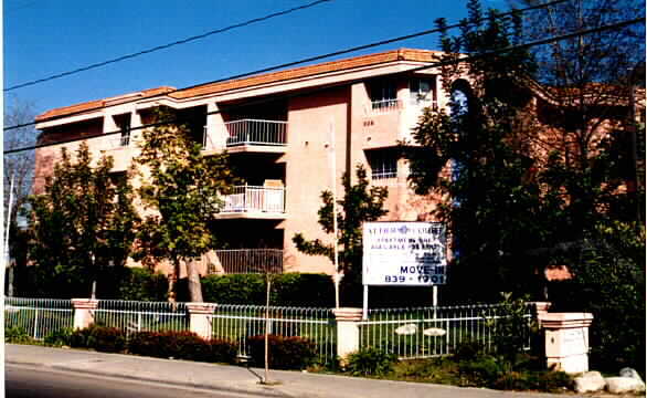 Alder Court