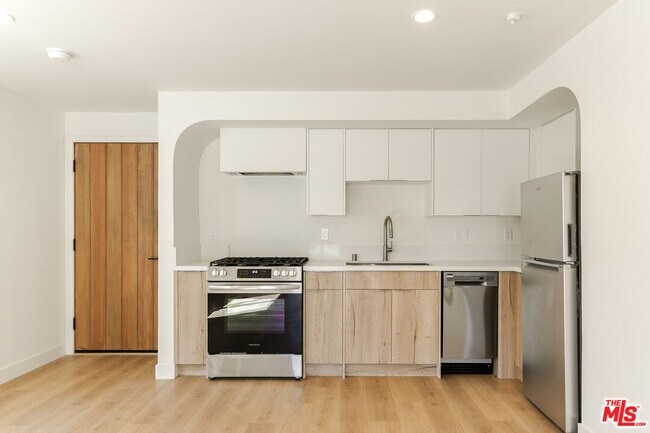 Photo - 2845 1/2 Marsh St