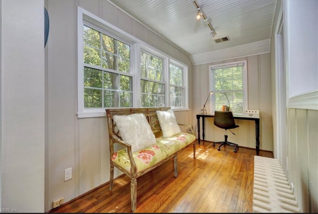 Photo - 1404 Mallory Ct