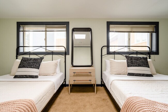 2537 SE Hawthorne Blvd Unit SI ID1612013P