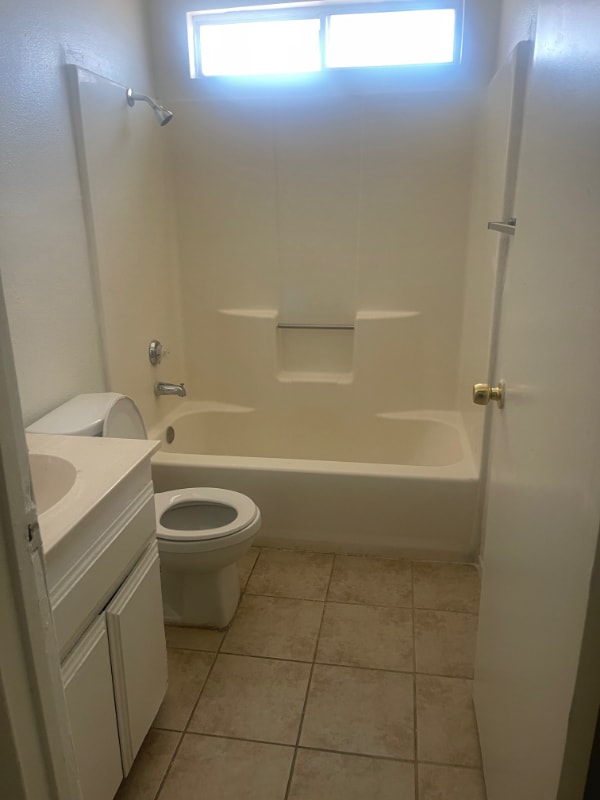 Photo - 18635 Larkspur Rd Unidad 13